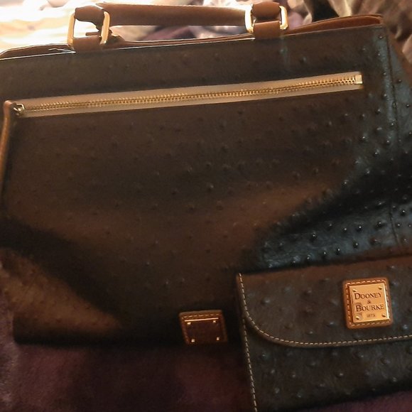 Selling Dooney & Burke Purse and Wallet